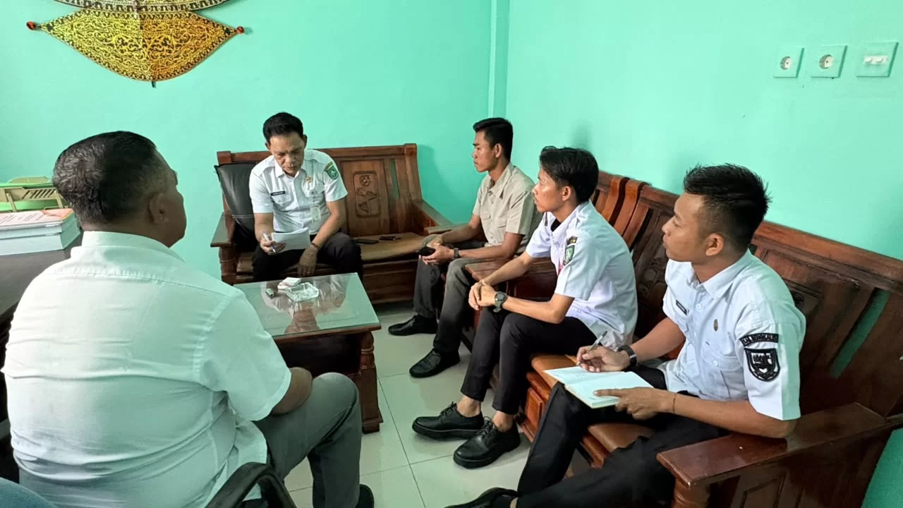 Wahana Water Sport M.T Sailing Kunjungi Disparbudpora Bengkalis, Bahas Pengembangan Wahana Permainan di Pantai Indah Selatbaru