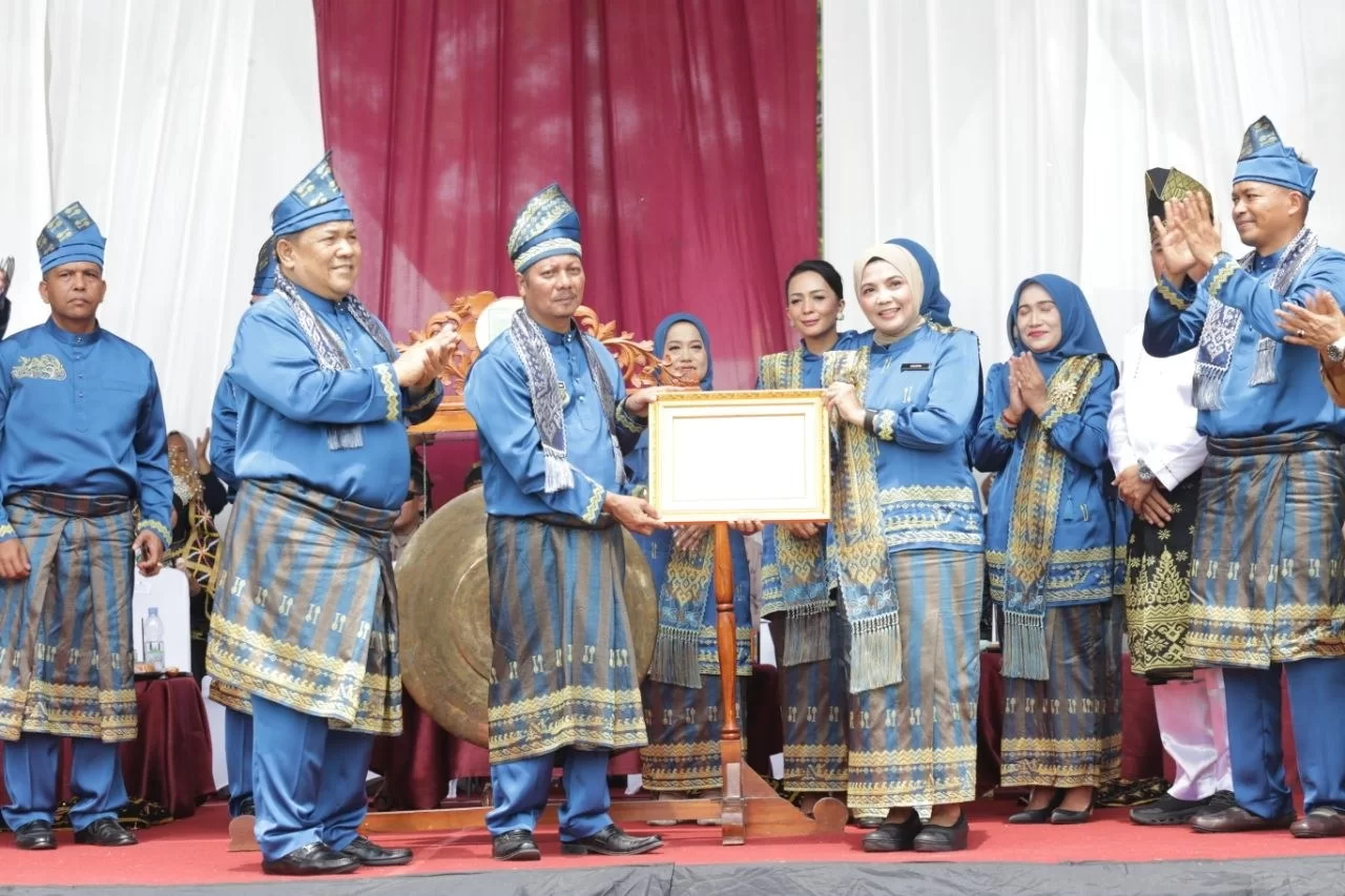 Kabid Pariwisata Bengkalis Hadiri Pembukaan KEN Festival Pacu Jalur di Kuantan Singingi